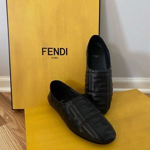Brand new Fendi outdoor slippers!Black no longer available online or in stores.